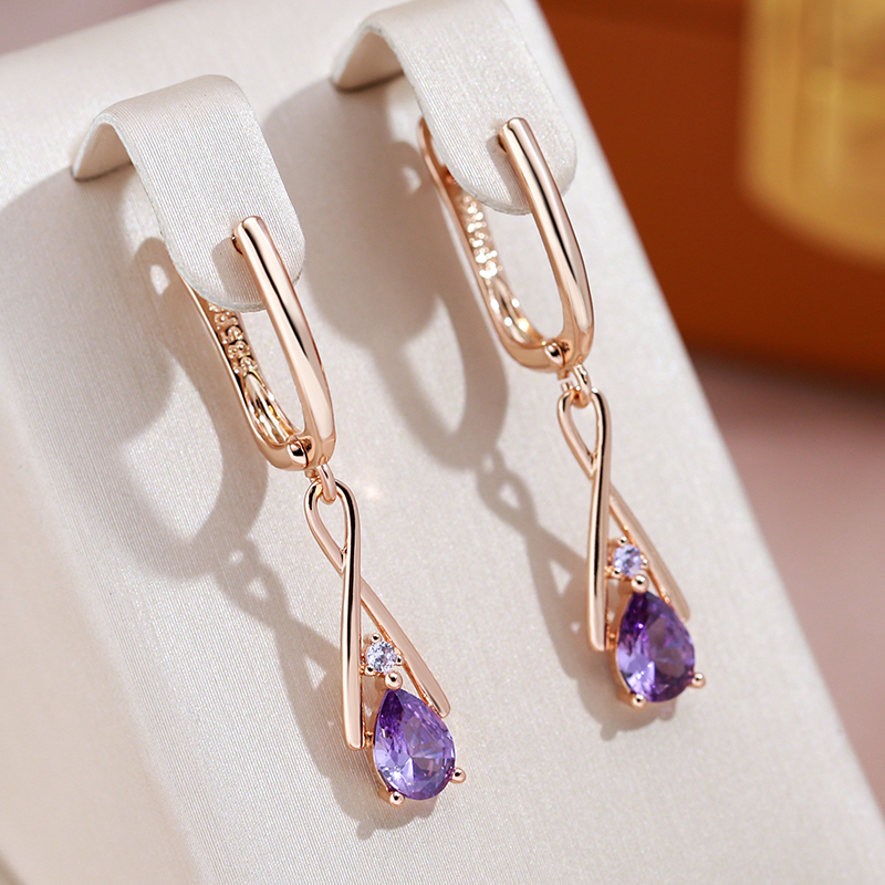 Brincos Pendentes com Zircónio Violeta em Ouro