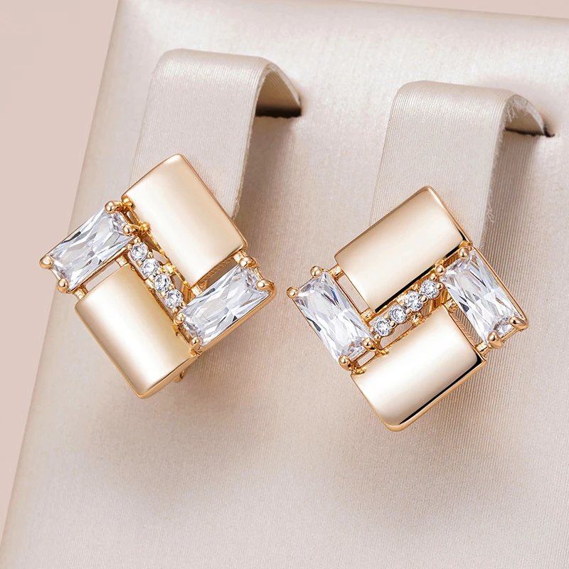 Brincos Geométricos Elegantes com Zircônia em Ouro