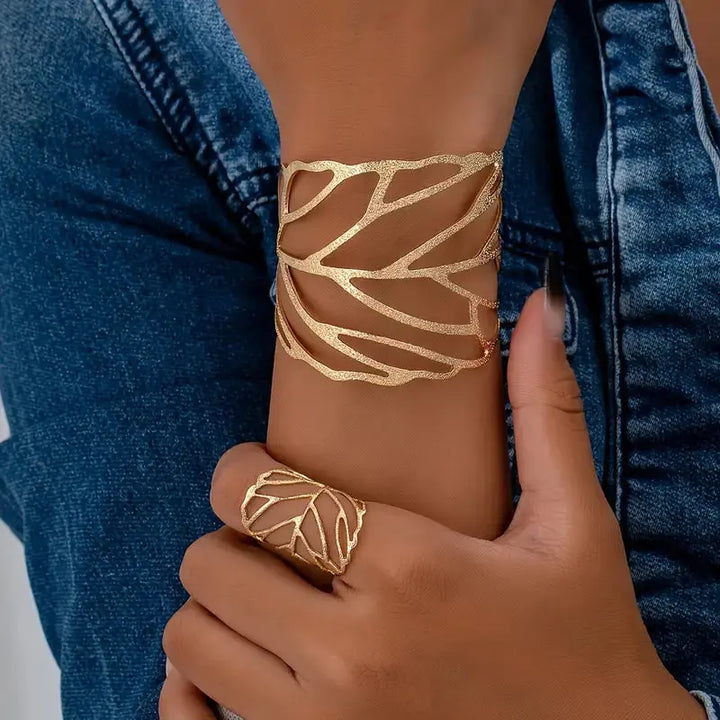 Pulseira Bracelete Vintage com Design de Folha
