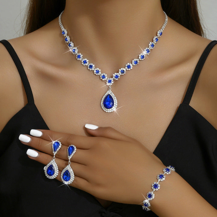 Conjunto de Três Peças de Joias para Noivas