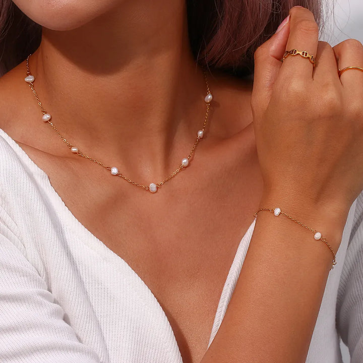 Conjunto de Colar e Pulseira de Pérolas em Aço Inoxidável