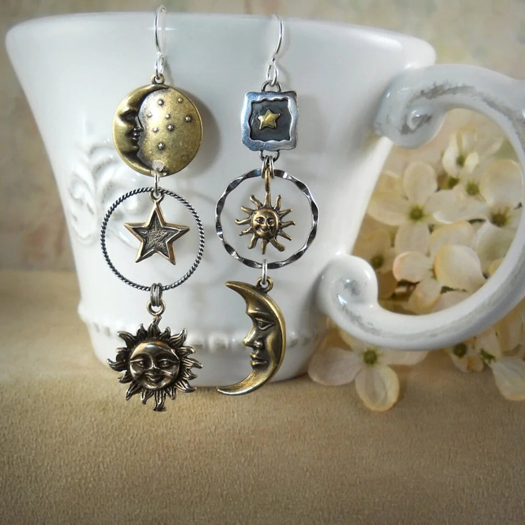 Brincos com Pendentes de Sol e Lua