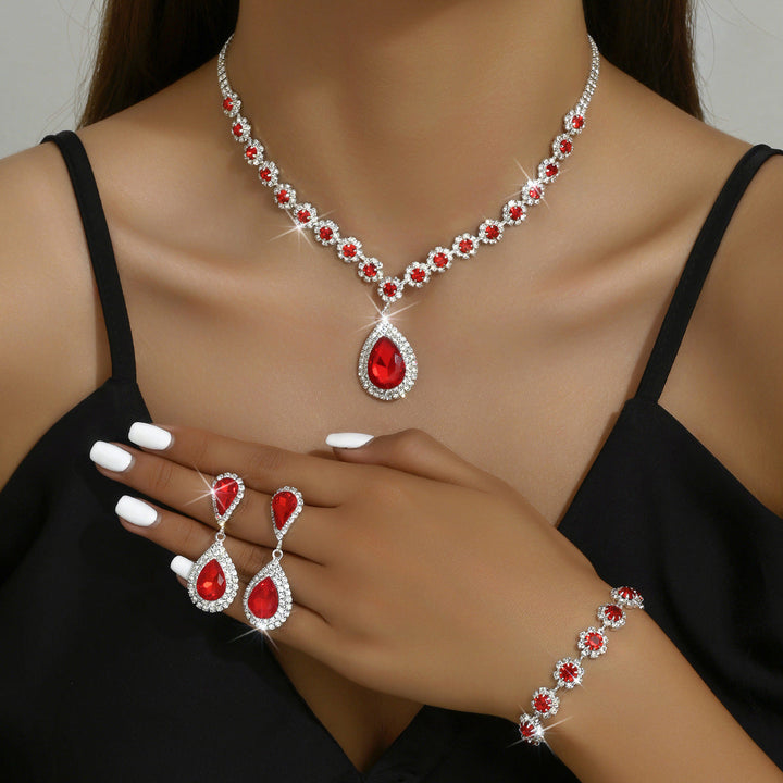 Conjunto de Três Peças de Joias para Noivas