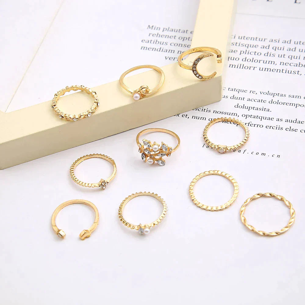 Conjunto de 10 Anéis Boémios Banhados a Prata e Ouro