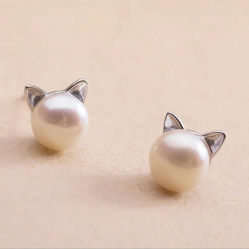 Brincos de Prata Esterlina com Pérolas em Forma de Gato