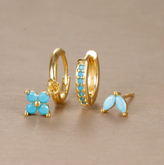 Conjunto de Brincos com Diamantes em Forma de Flor
