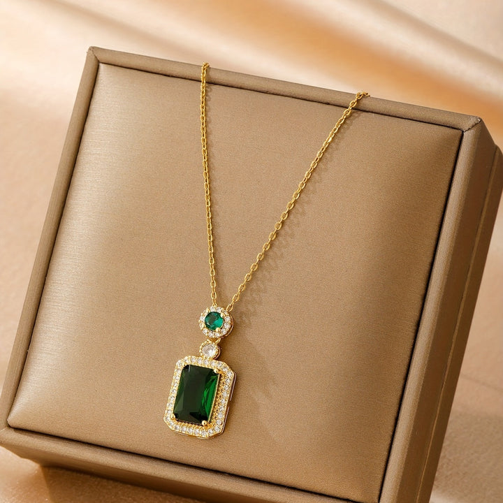Colar Greta com Pedra de Esmeralda