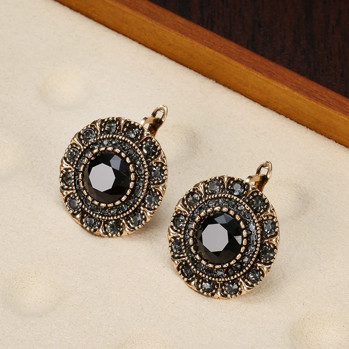 Elegantes Brincos Redondos em Cristal Preto