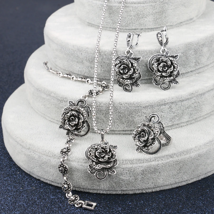 Elegante Conjunto em Prata com Zircônia