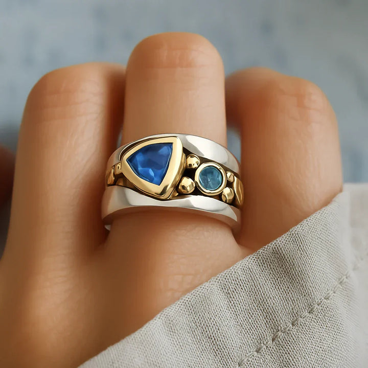 Anel Boho Vintage com Zircônia Azul